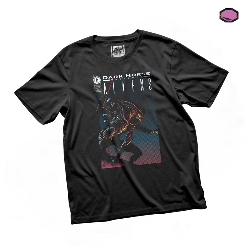 Playera Aliens “Incubation Comic Cover” Negra