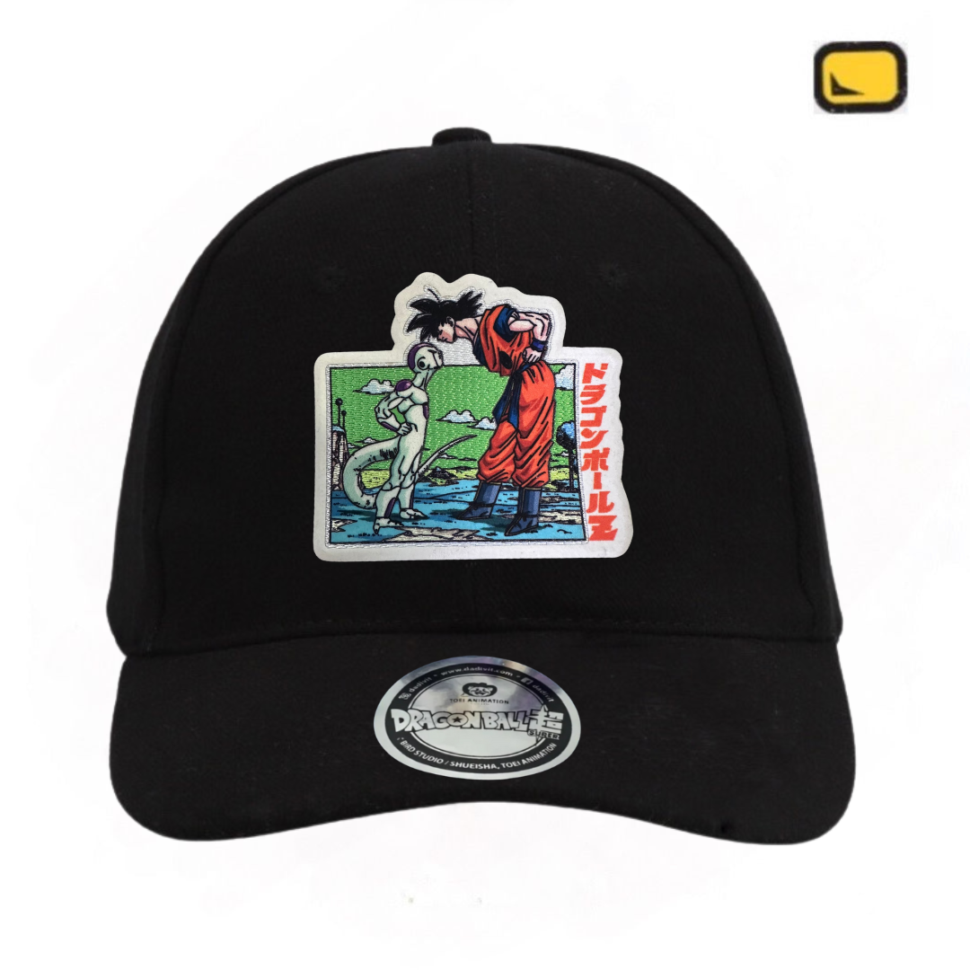 Gorra Dragon Ball Z “Goku vs Freezer” Negra