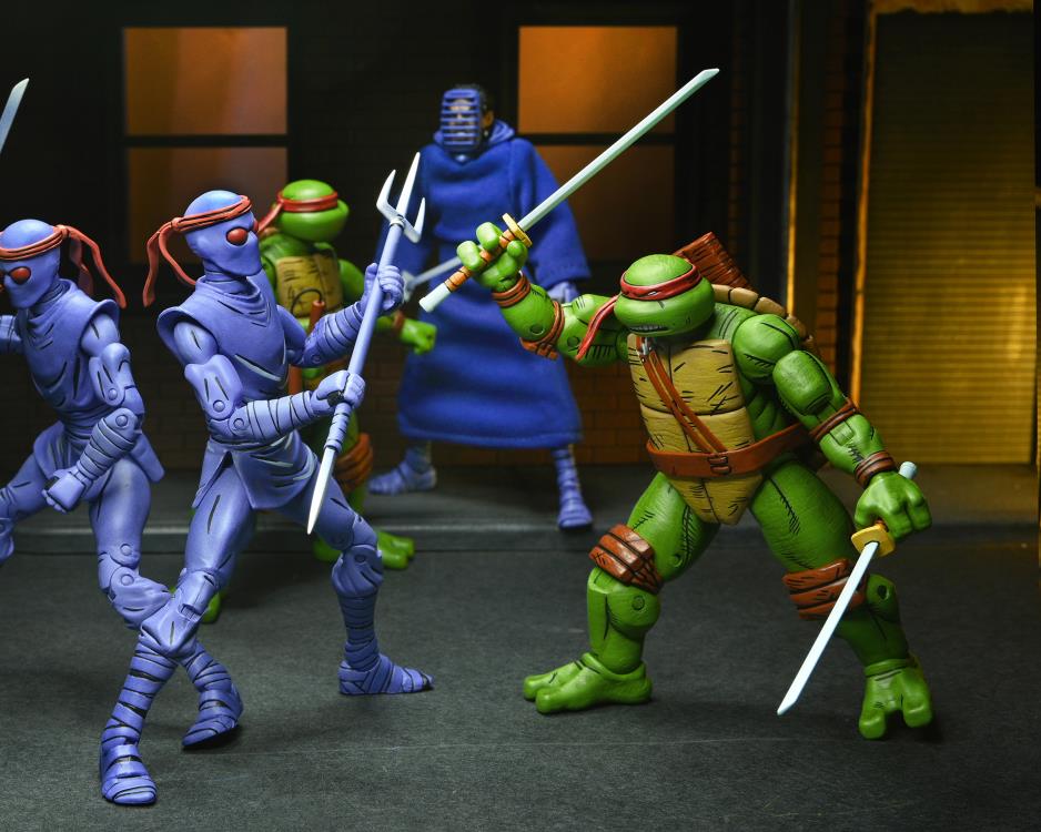 NECA Teenage Mutant Ninja Turtles “Leonardo” (Mirage Comics Version)