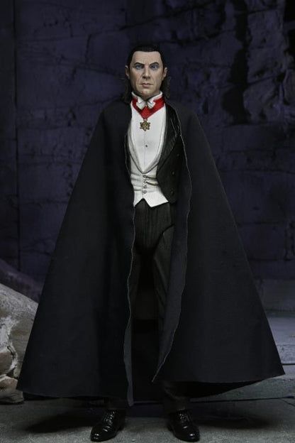 NECA Universal Monsters Ultimate Dracula (Transylvania) Full Color Version