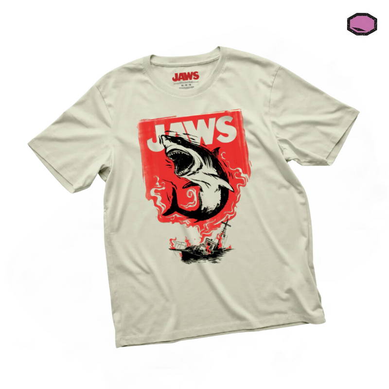 Playera Jaws “The Orca vs Jaws” Beige