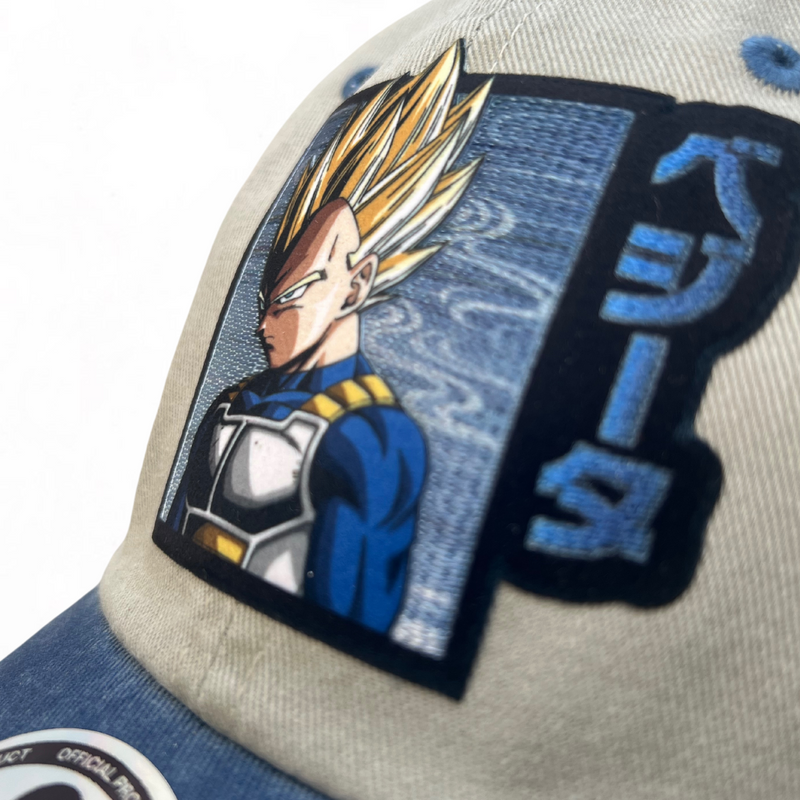 Gorra Dragon Ball Z “Super Saiyan Vegeta” Azul-Beige Vintage