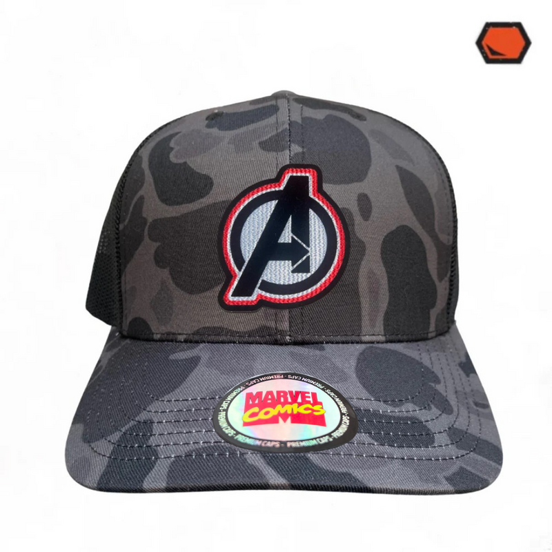 Gorra Marvel “Avengers Classic Logo” Camo Premium Trucker