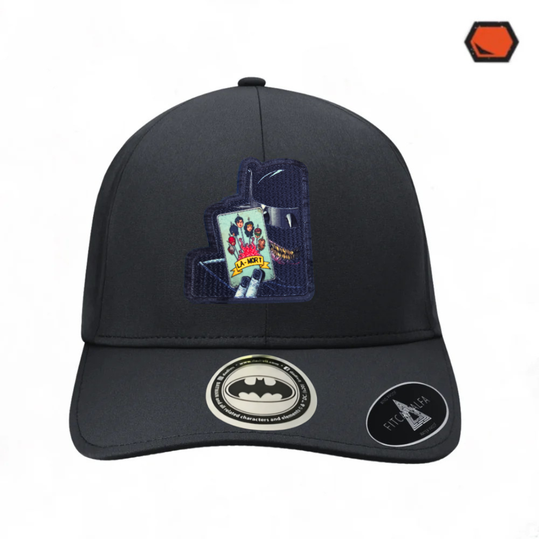 Gorra DC Comics Batman Who Laughs “La Mort” Alpha Negra Premium Flex Fit