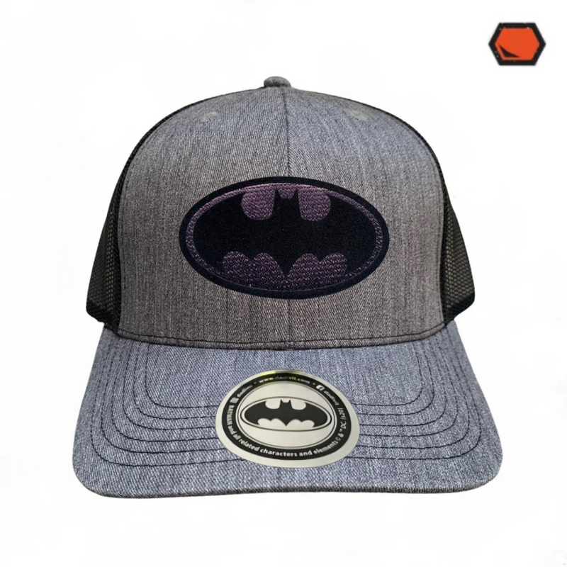 Gorra DC Comics Batman “Black & Black” Logo Gris-Negra Premium Trucker