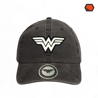 Gorra DC Comics Wonder Woman “Glow in the Dark Logo” Gris Vintage