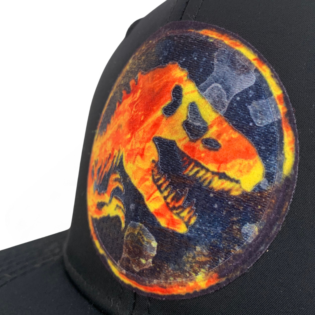 Gorra Jurassic World Lava Surge Snapback Negra