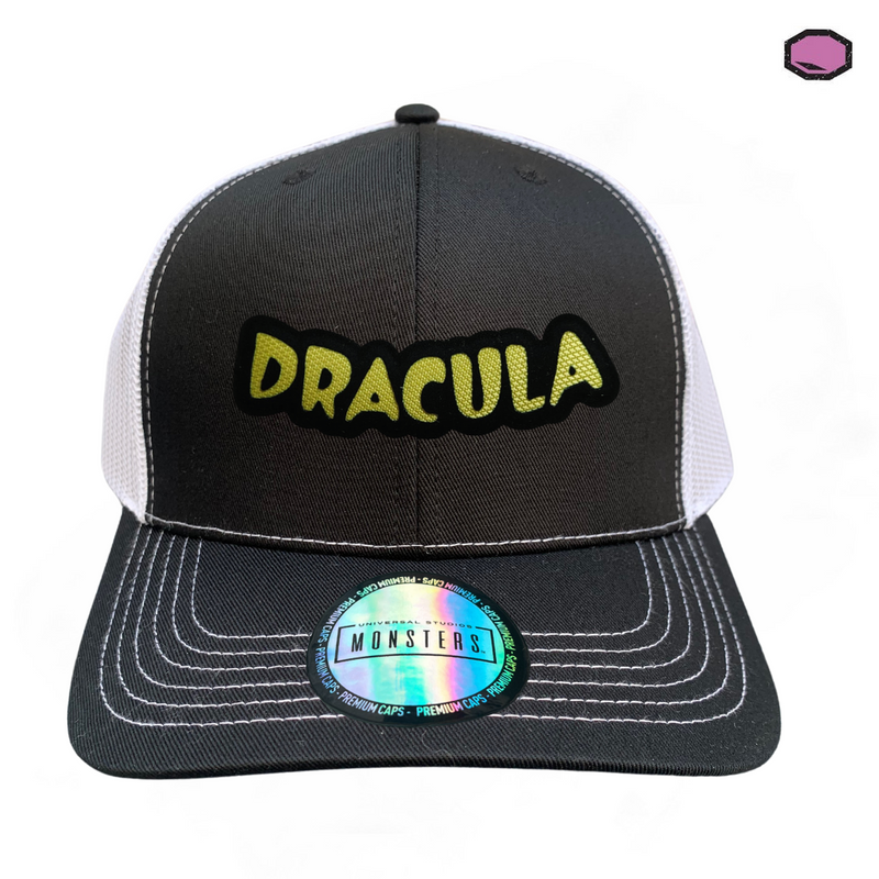 Gorra Universal Monsters “Dracula” Negra-Blanca Premium Trucker