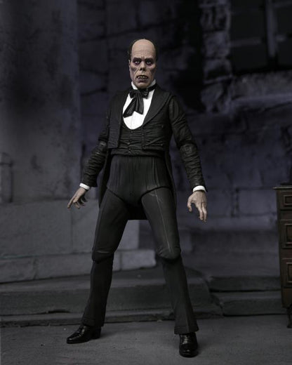 NECA Universal Monsters Ultimate The Phantom Of the Opera Full Color Version