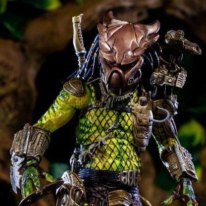 NECA Ultimate Elder Predator “Golden Angel”