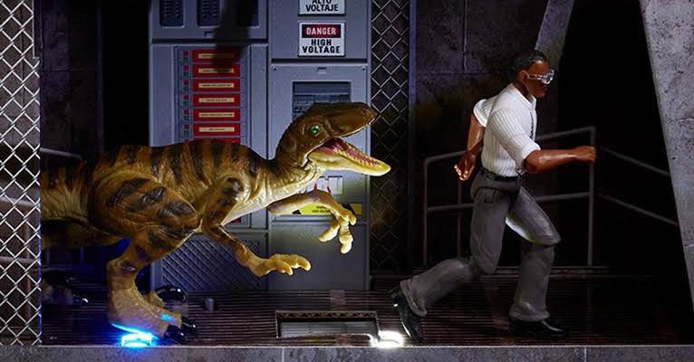 Jurassic World SDCC 2021 Exclusive “Ray Arnold Ending Scene” Set