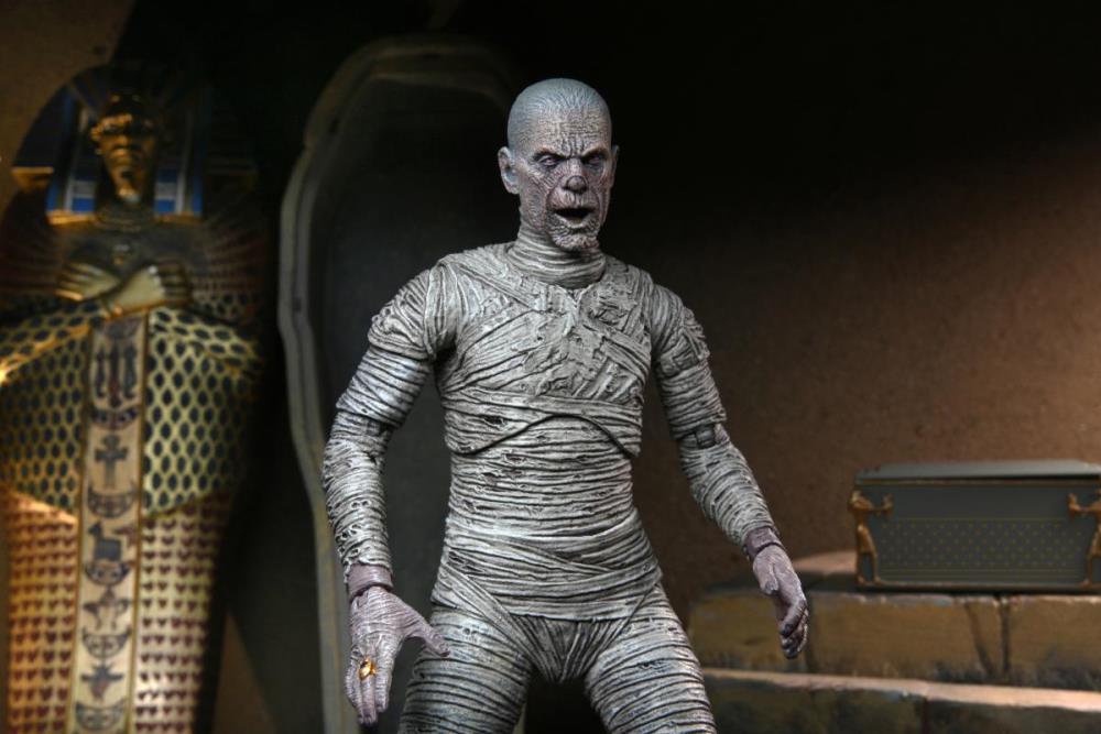 NECA Universal Monsters Ultimate The Mummy Full Color Version