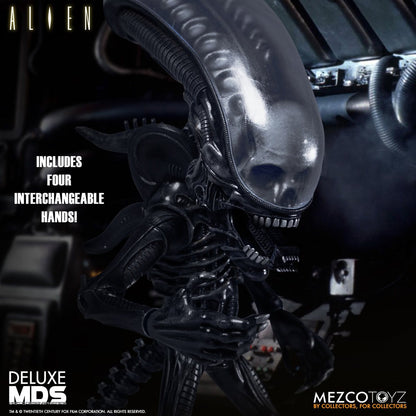 Mezco Toys Alien Deluxe 7 inch Action Figure