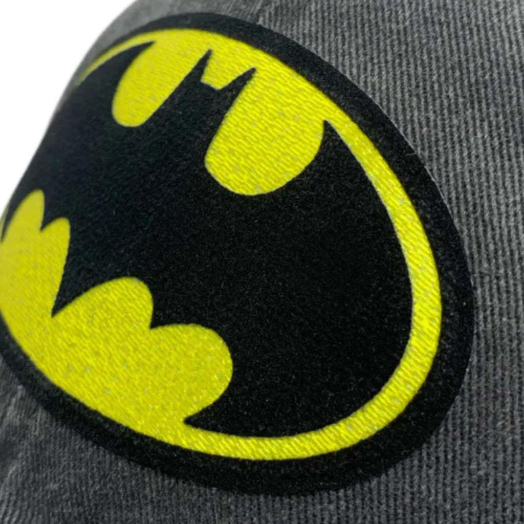 Gorra DC Comics Batman “Classic Logo” Gris Vintage